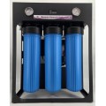Osmoseanlæg, 3 x BB10 filterhuse, 2 x 3413-1600GPD, 8L/min. Osmoseanlæg, 3 x BB10 filterhuse, 2 x 3413-1600GPD, 8L/min.